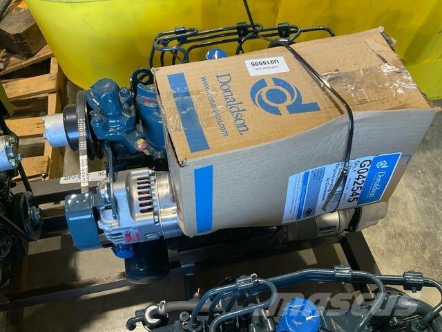 Kubota V1505 エンジン