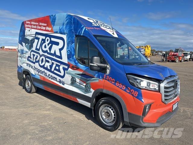 LDV Deliver 9 パネルバン