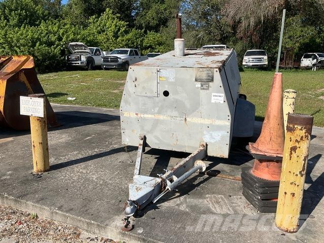 LeRoi Q185DJE コンプレッサー