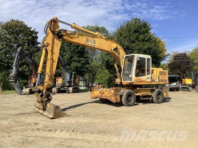 Liebherr A912 ホイール式油圧ショベル（パワーショベル・ユンボ・バックホー）