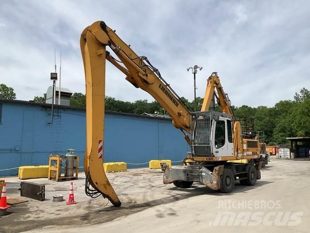 Liebherr A924C 廃棄物／工業産廃処理機