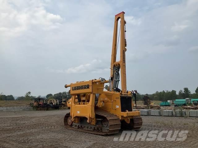 Liebherr RL54 パイプレイヤー・ドーザー
