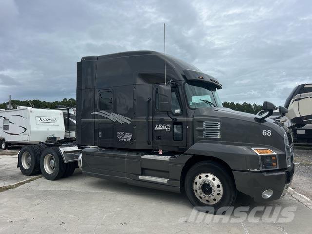 Mack AN64T 中古トラクターヘッド | トレーラーヘッド