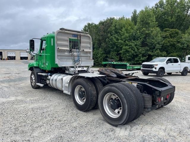 Mack Anthem 中古トラクターヘッド | トレーラーヘッド