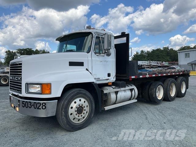 Mack CH 613 平ボディー