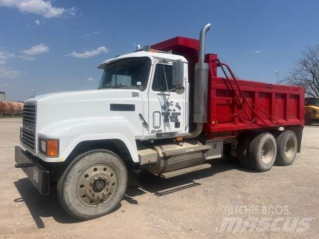 Mack CH613 ダンプ