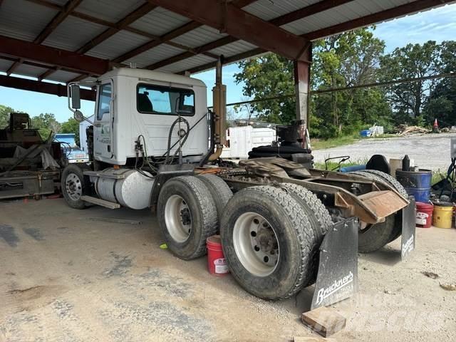 Mack CH613 中古トラクターヘッド | トレーラーヘッド