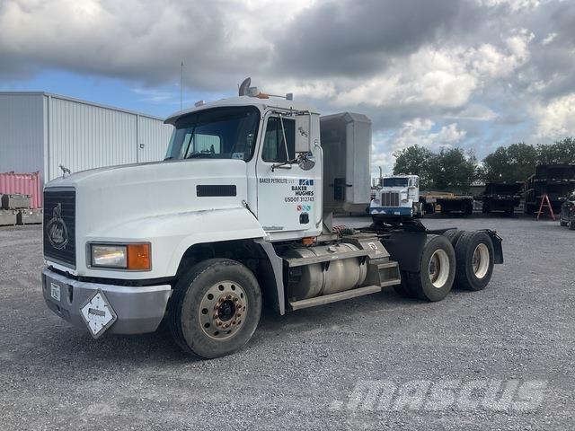 Mack CH613 中古トラクターヘッド | トレーラーヘッド