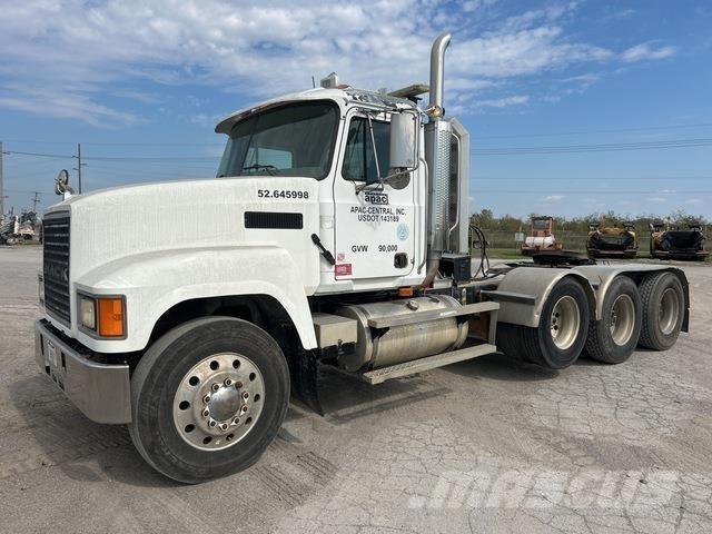 Mack CH613 中古トラクターヘッド | トレーラーヘッド