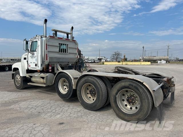 Mack CH613 中古トラクターヘッド | トレーラーヘッド