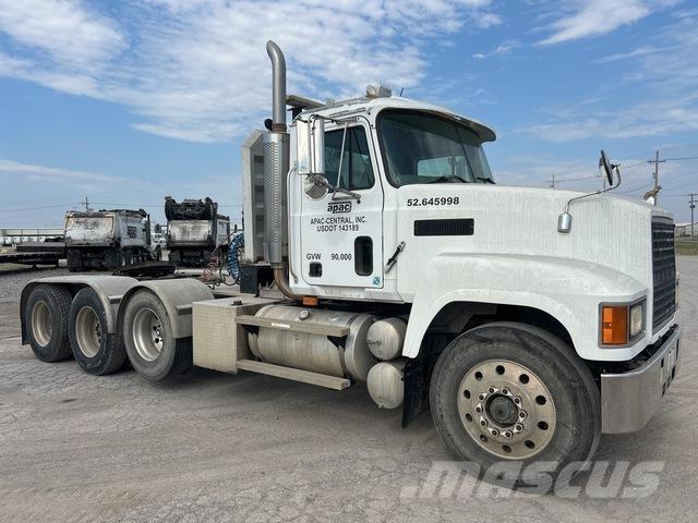 Mack CH613 中古トラクターヘッド | トレーラーヘッド
