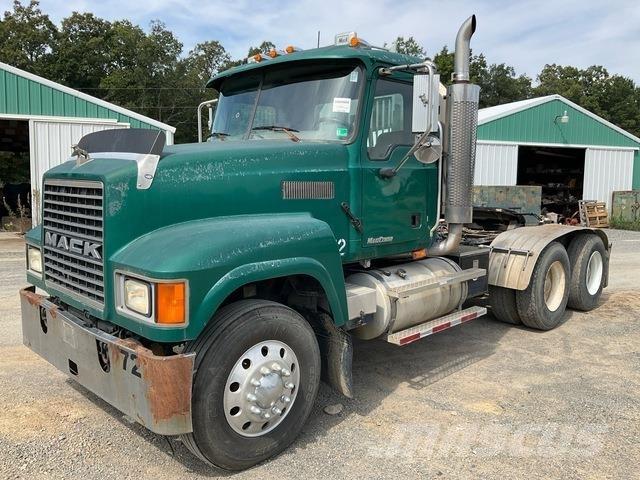 Mack CHN613 中古トラクターヘッド | トレーラーヘッド