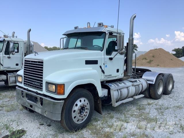 Mack CHU613 中古トラクターヘッド | トレーラーヘッド