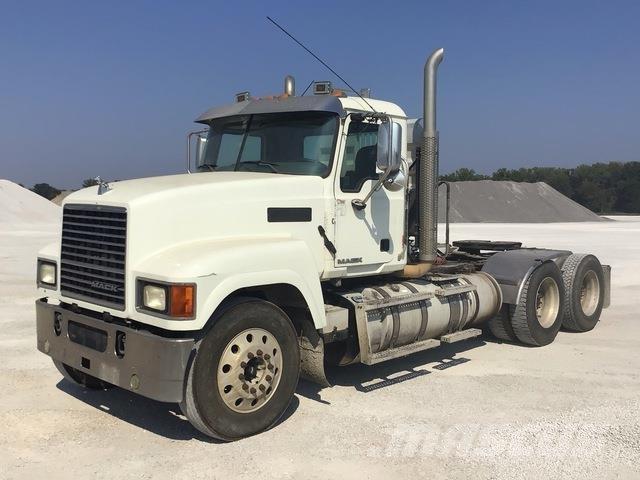 Mack CHU613 中古トラクターヘッド | トレーラーヘッド