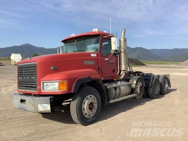 Mack CL733 中古トラクターヘッド | トレーラーヘッド