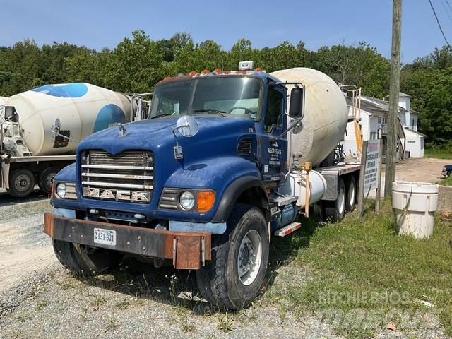Mack CV713 その他トラック