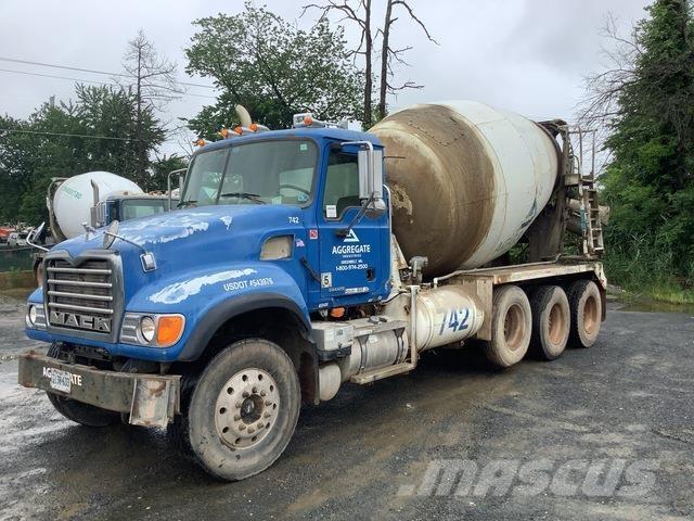 Mack CV713 その他トラック