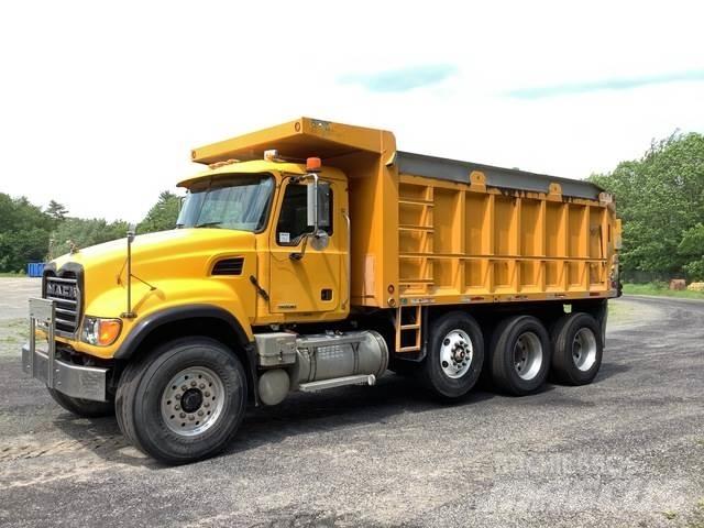 Mack CV713 ダンプ