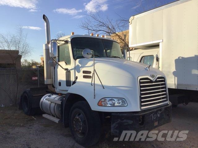 Mack CXN612 中古トラクターヘッド | トレーラーヘッド