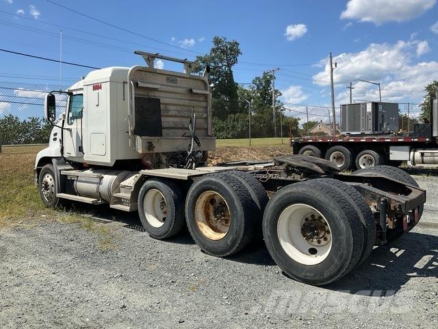 Mack CXN613 中古トラクターヘッド | トレーラーヘッド