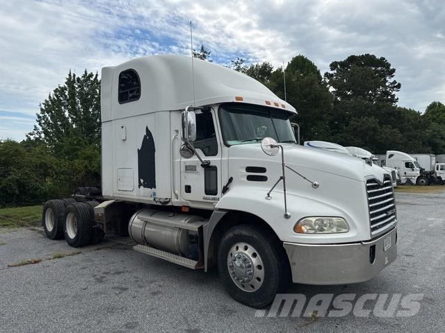 Mack CXP613 中古トラクターヘッド | トレーラーヘッド