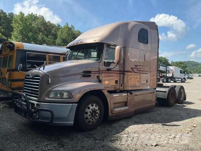 Mack CXU613 中古トラクターヘッド | トレーラーヘッド