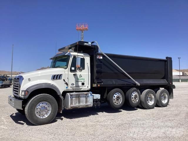 Mack GR104F ダンプ