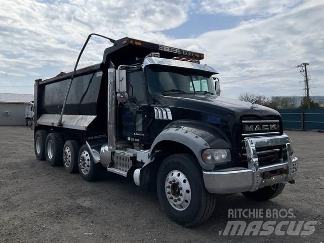 Mack GU713 ダンプ