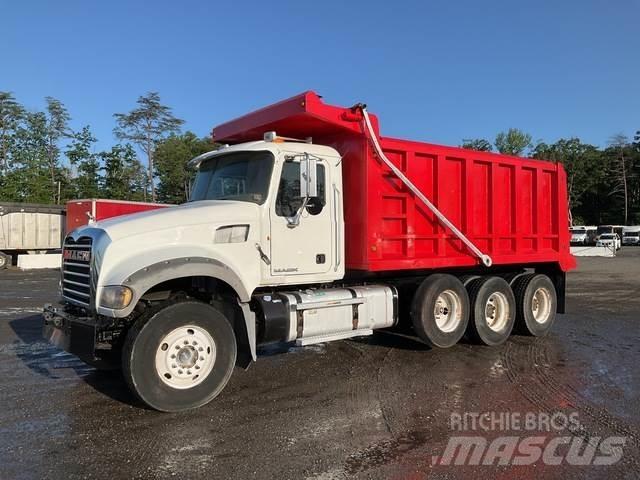 Mack GU713 ダンプ