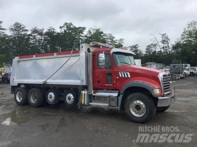 Mack GU713 ダンプ