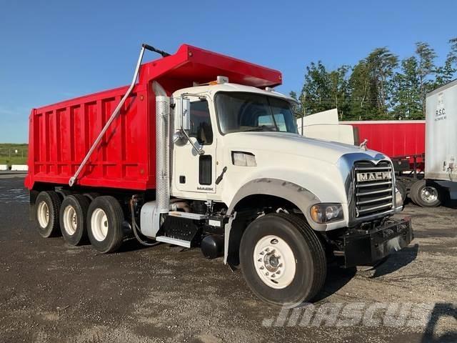 Mack GU713 ダンプ