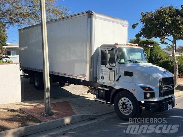 Mack MD ボックスボディー、ウイング、箱車