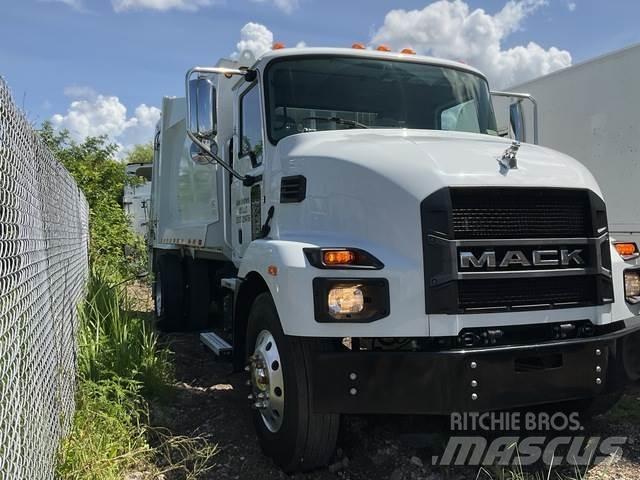 Mack MD 塵芥車、パッカー車