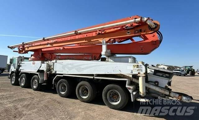 Mack MR688S コンクリートポンプ車