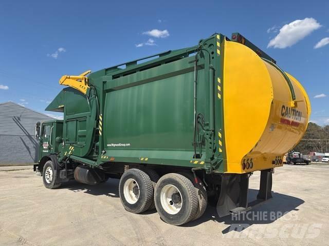 Mack MR690S 塵芥車、パッカー車