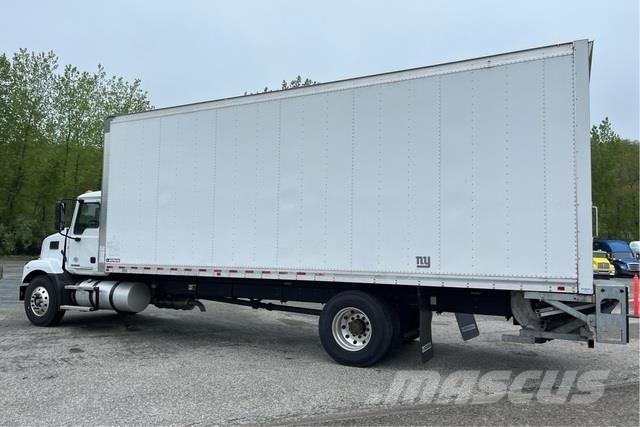 Mack MS642 ボックスボディー、ウイング、箱車