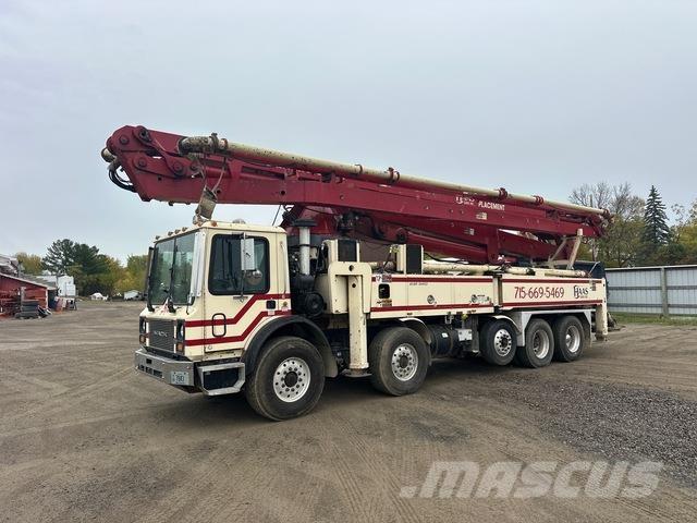 Mack S 45SX コンクリートポンプ車