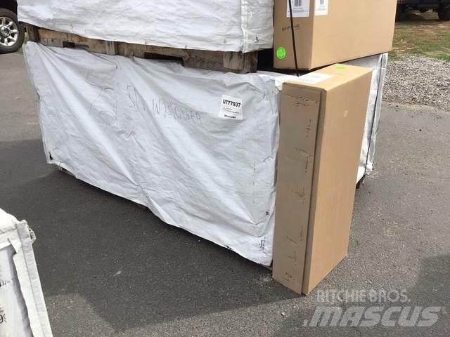 Mahindra  その他道路と除雪の機械