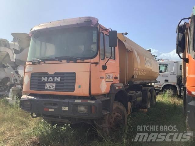 MAN 33.414-V20 タンカートラック