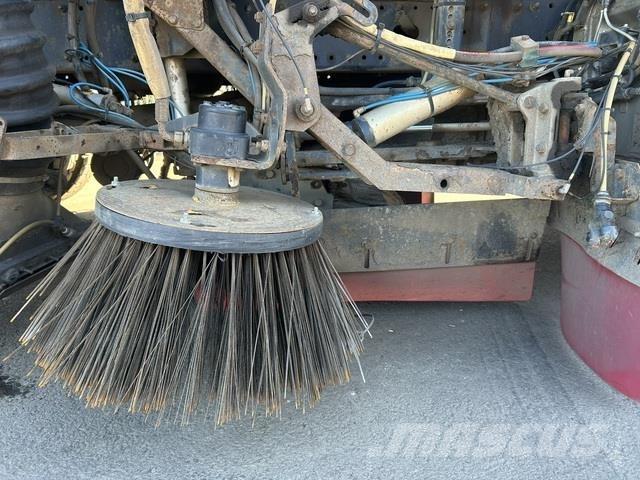 MAN TGM18.290 街路清掃車