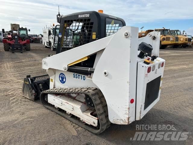 Manitou 1050RT スキッドステアローダー