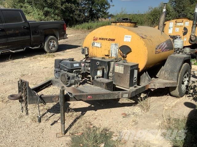 Mauldin MT300 アスファルトディストリビューター