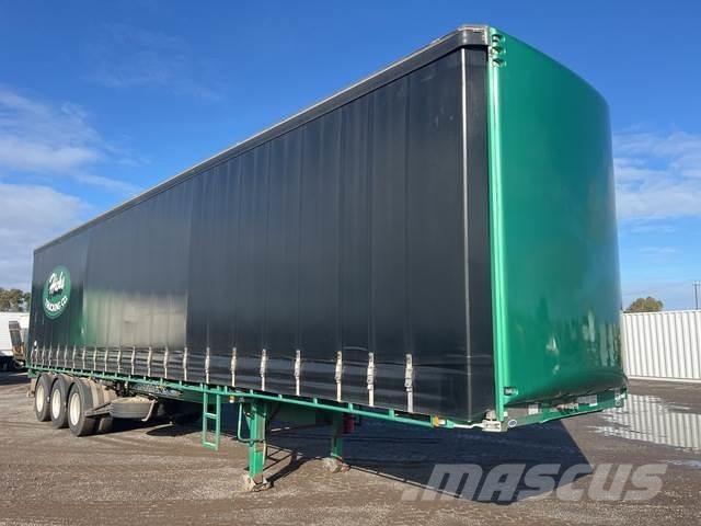 MaxiTrans  カーテンサイダートレーラー
