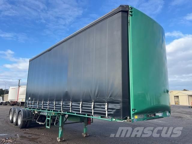 MaxiTrans  カーテンサイダートレーラー