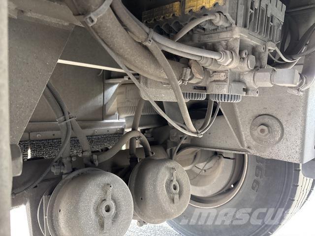 MaxiTrans  フラットベッド／ドロップサイドトレーラー