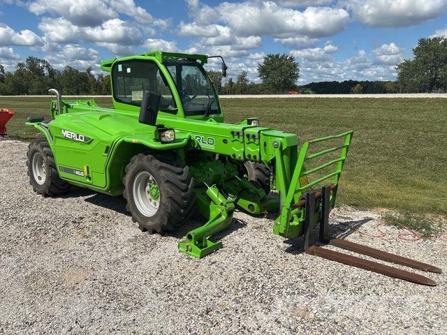 Merlo P40.13 テレスコーピックハンドラー