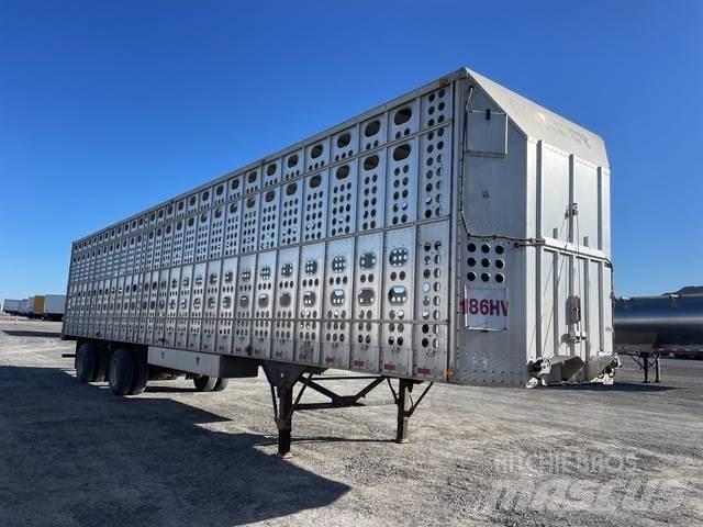 Merritt  家畜輸送用トレーラー