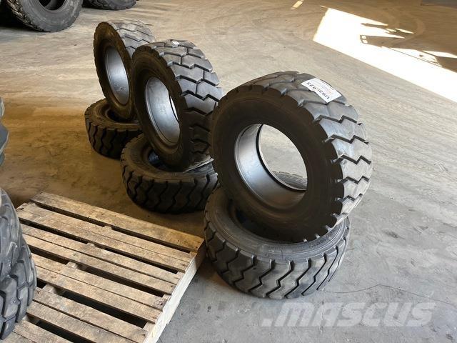Michelin  タイヤ、ホイル、リム