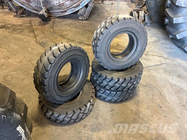 Michelin  タイヤ、ホイル、リム