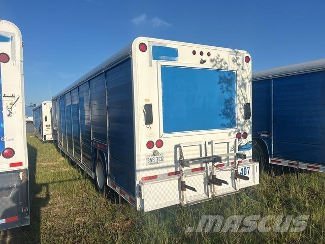 Mickey  飲料運送用トレーラー